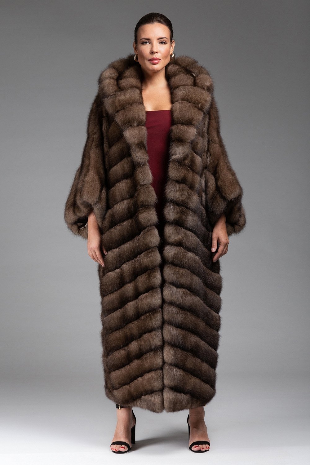 Классическая шуба из меха соболя oversize S37